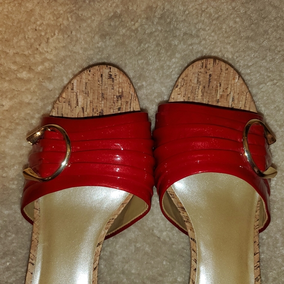 Me Too 8m kitten heels red patten sandal - Persil - Picture 3 of 9